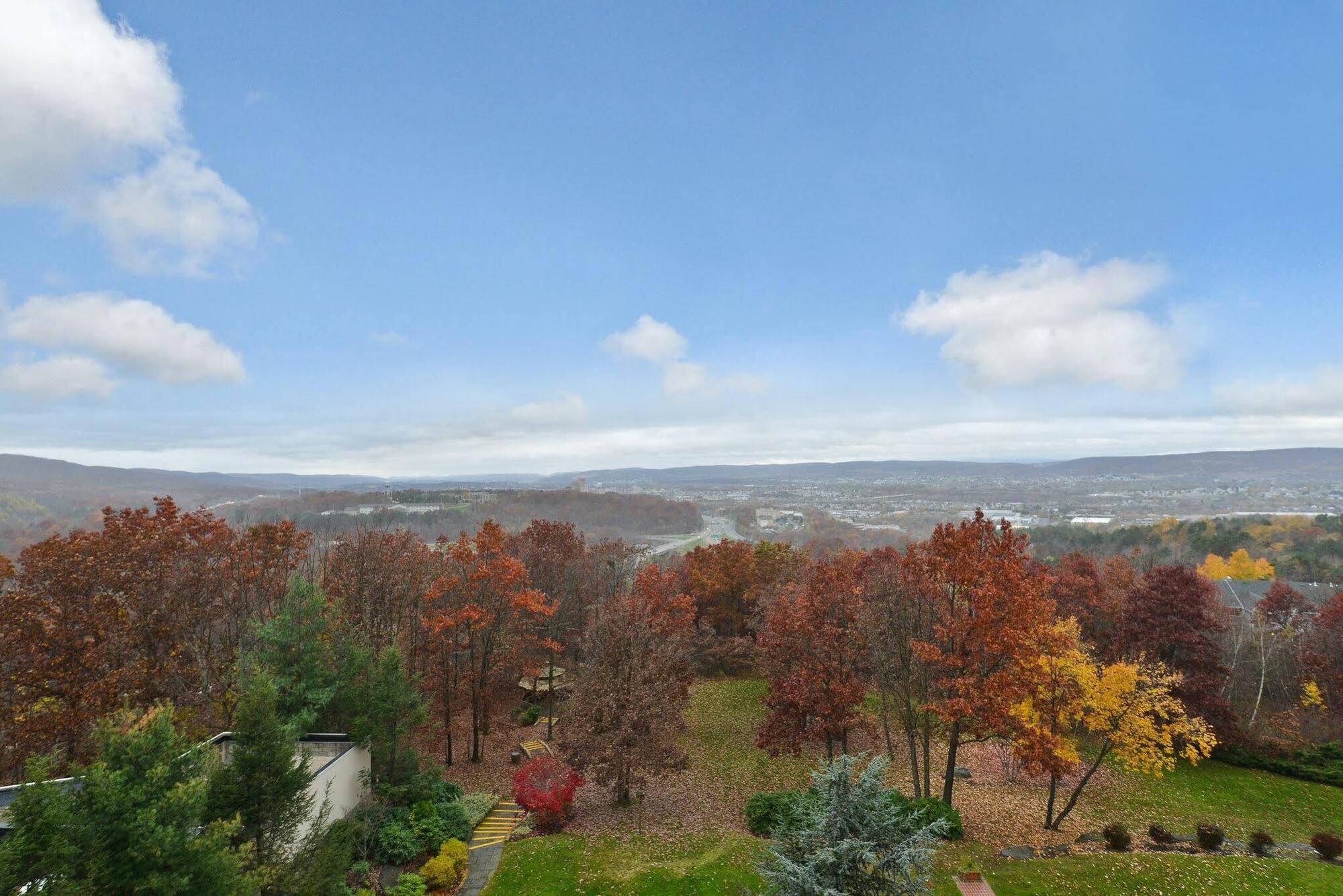 Holiday Inn Wilkes Barre - East Mountain By Ihg Eksteriør bilde